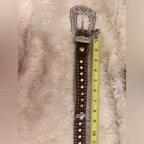 Girls Western Belt with Pink crosses and rhinestones - Picture 2 of 4